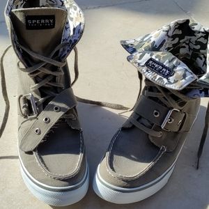 Sperry: Olive Green Top-Sider Sneaker Boots. Size 7.5